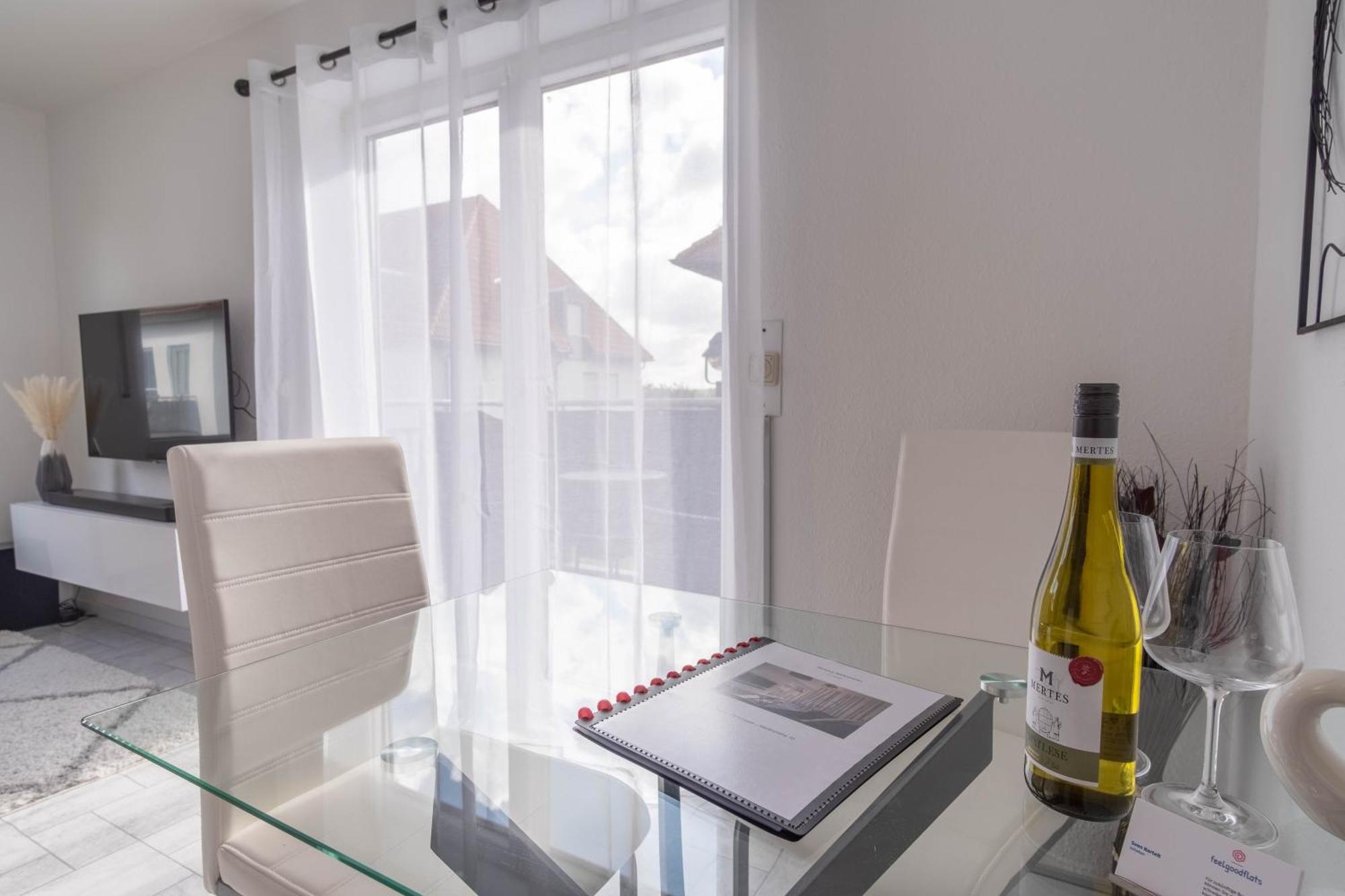 Arbeitsplatz, Balkon, Tiefgarage Nähe Neue Messe * Leipzig